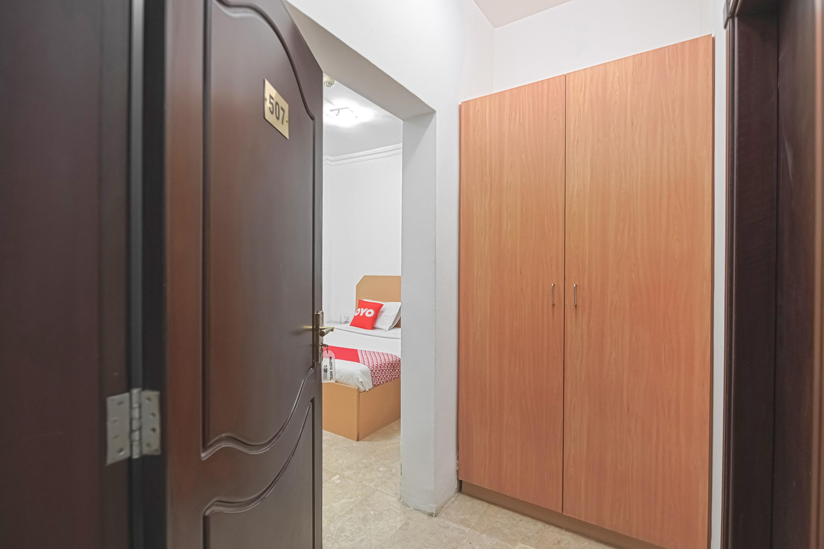 Majestic Hotel Wadi Kabir Екстер'єр фото
