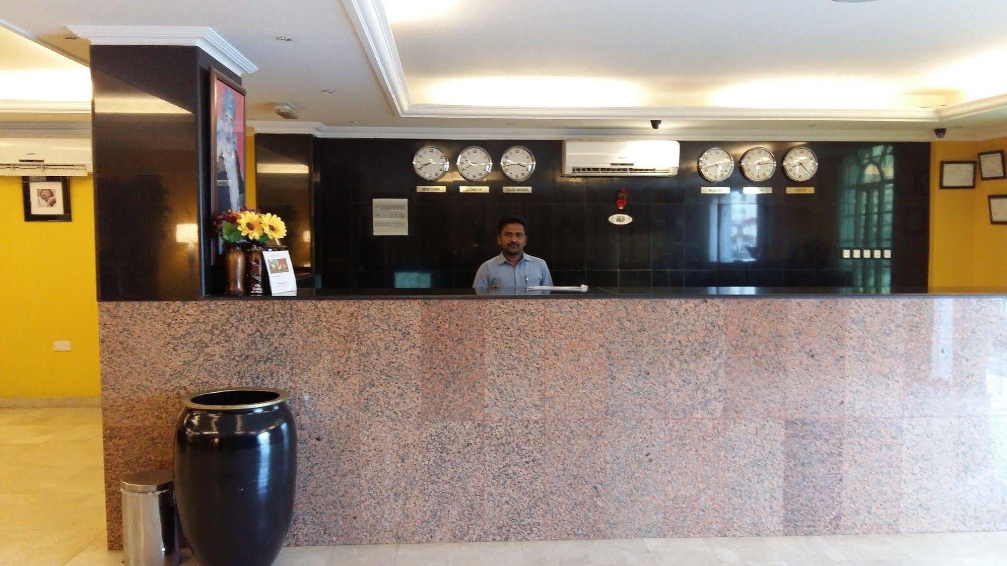 Majestic Hotel Wadi Kabir Екстер'єр фото